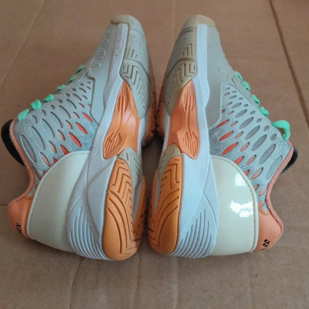 Yonex Badminton shoes Power Cushion Eclipsion Mid Top Size Men 5 Women 6.5